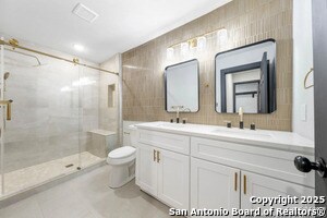 Building Photo - 2643 W Gramercy Pl