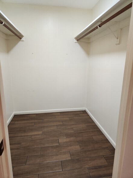 Primary Closet - 1260 5th St