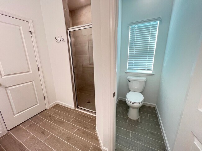 Building Photo - Awesome 3 BD/2BA Home in Beautiful Ocala!!!