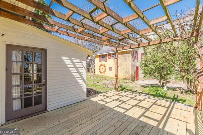 Building Photo - 1118 Glenwood Ave SE