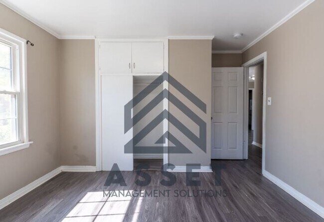 Building Photo - 4 Bedroom Available for Lease & Rent to Own!