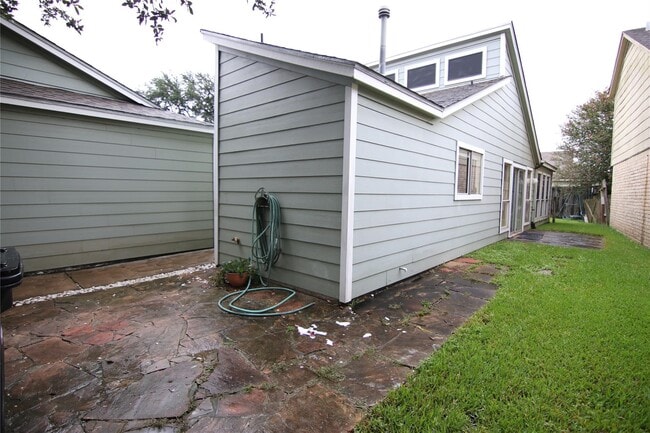 Building Photo - 4415 Bugle Rd