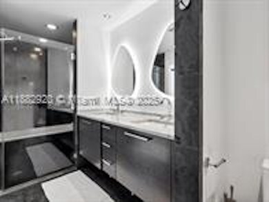 Building Photo - 900 Biscayne Blvd