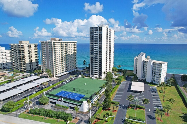 Building Photo - 5420 N Ocean Dr