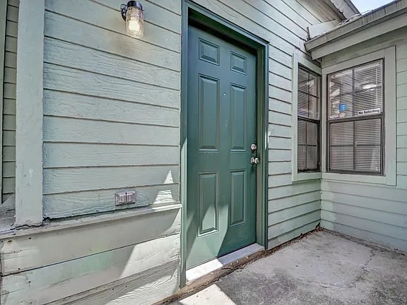 Building Photo - 2520 Limestone Dr