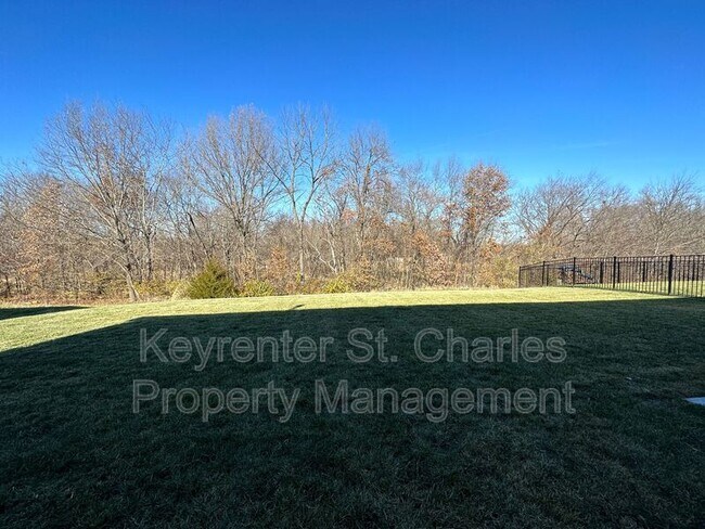 Building Photo - 350 Hammerstone Dr