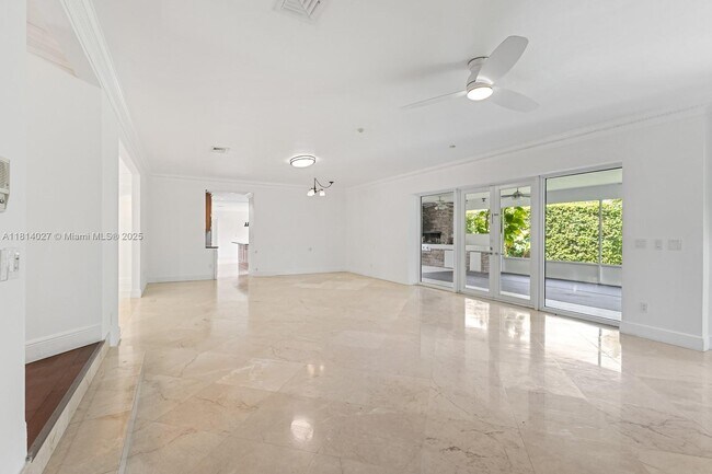 Building Photo - 55 Pinta Rd