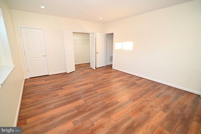 Building Photo - 7001 Chaptico Ct