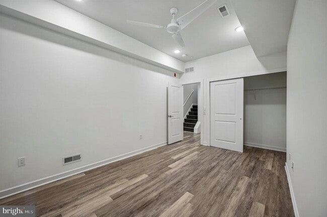 Building Photo - 4912 Baltimore Ave