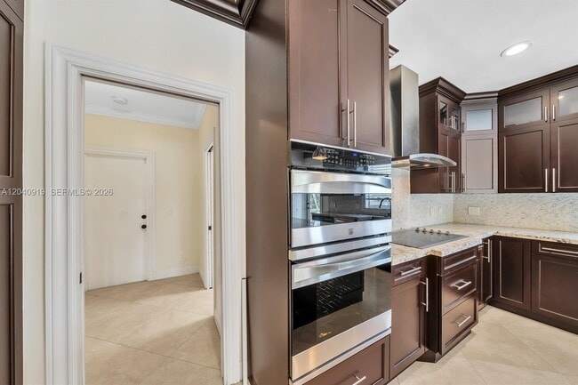 Building Photo - 4920 SW 170th Ave
