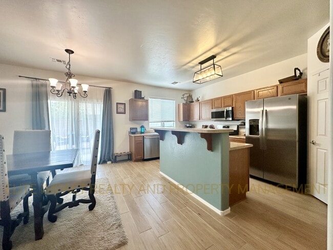Building Photo - 10582 S Margie Pl