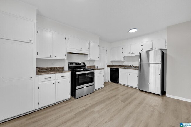 Building Photo - 1737 Boise Ave SW