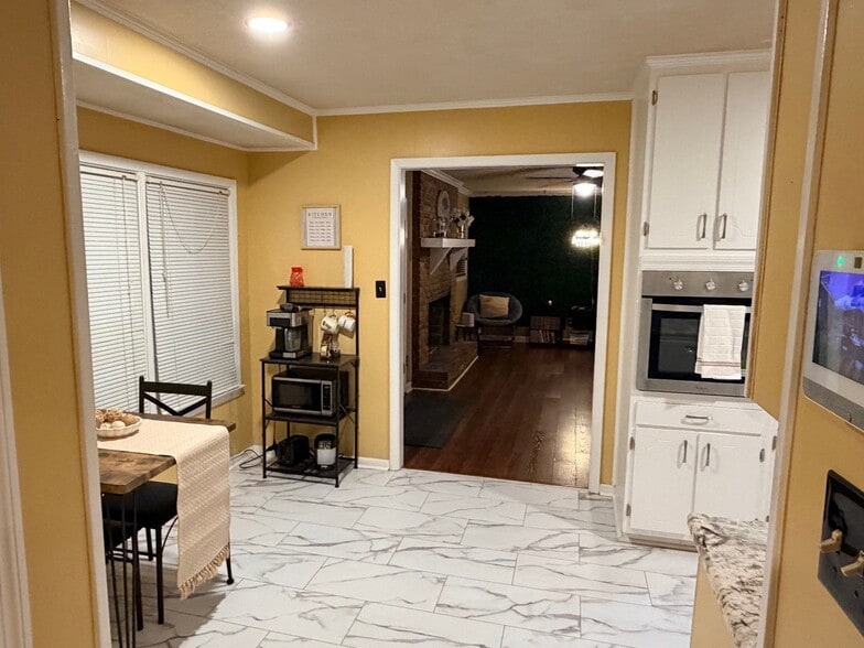 Building Photo - 4709 Michelle St