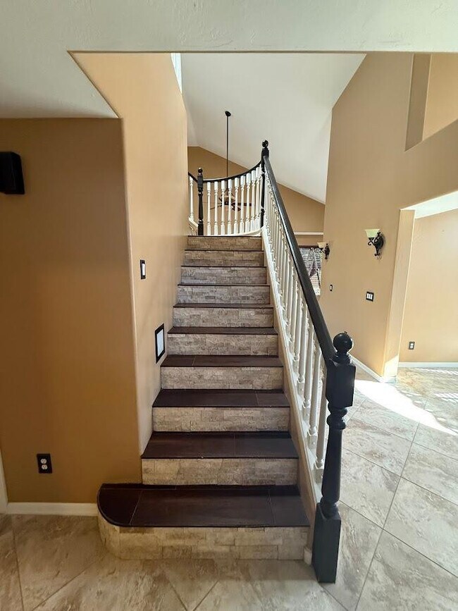 Building Photo - 6602 W Molly Ln