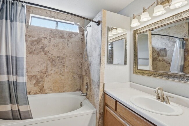 Building Photo - 10008 E Paseo San Ardo