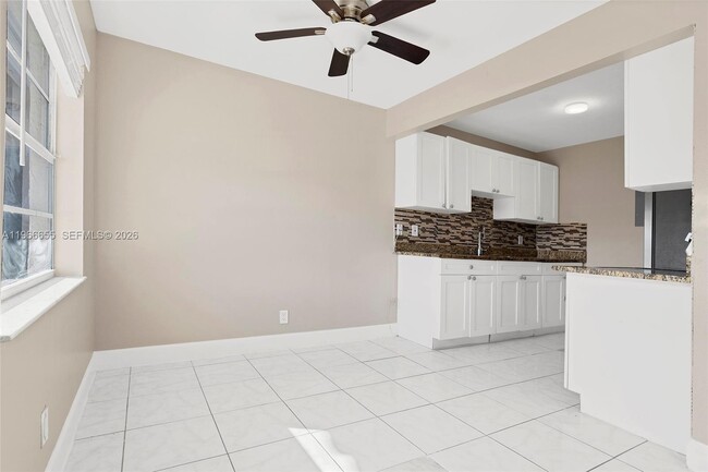 Building Photo - 1333 S Dixie Hwy