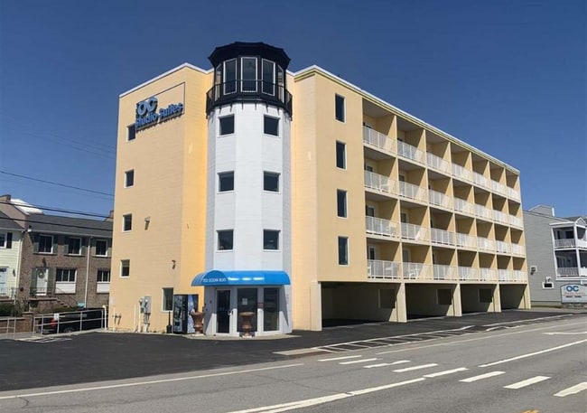 Building Photo - 703 Ocean Blvd