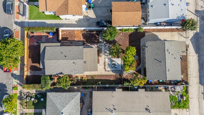 Building Photo - 3923 Delta St