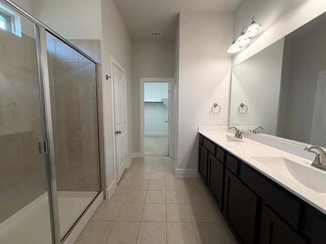 Building Photo - 613 Taylor Dr