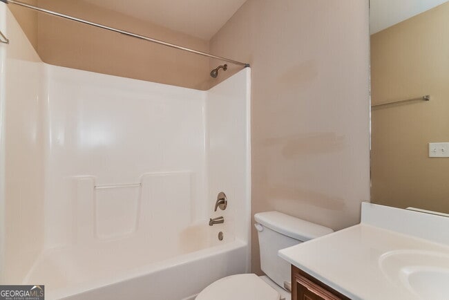 Building Photo - 928 Upland Ives Dr