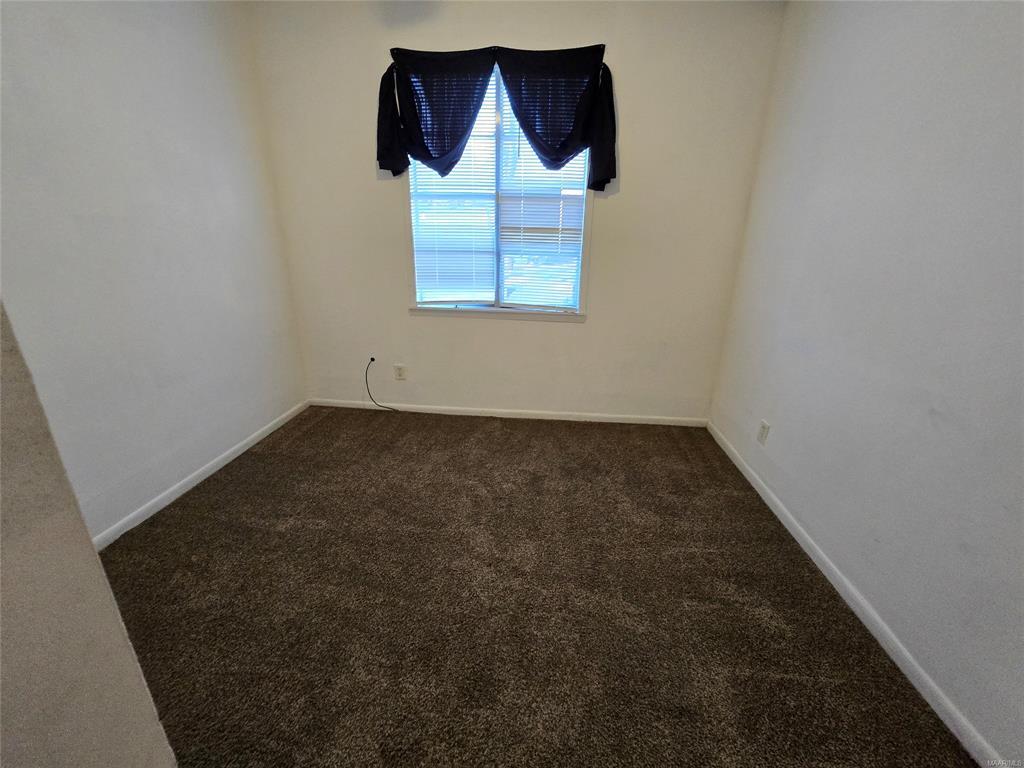 Building Photo - 2300 Plum St