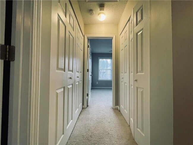Building Photo - 3485 Oxwell Dr NW