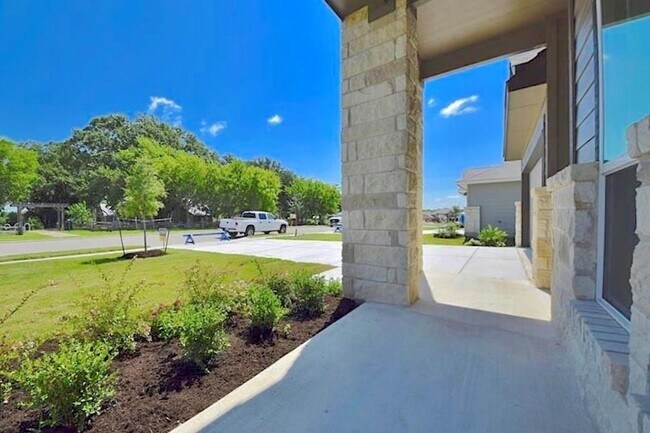 Building Photo - 1416 Fort Dessau Rd