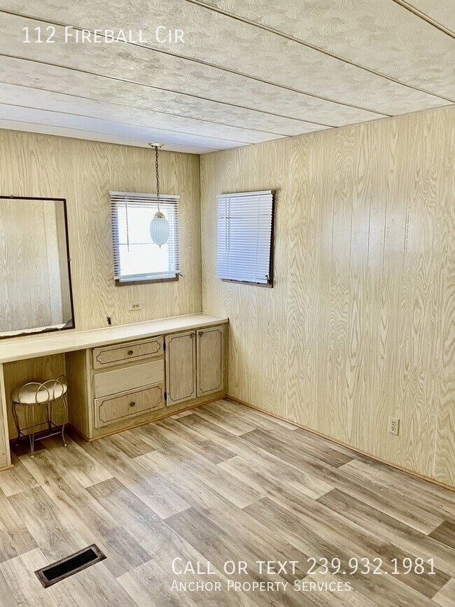 Building Photo - 112 Fireball Cir