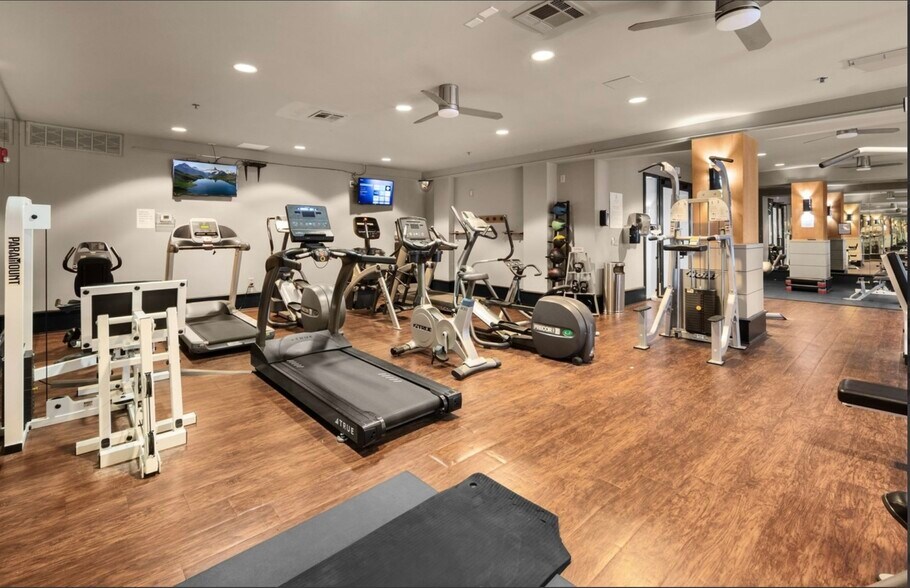 Cardio area - 1803 Broadway