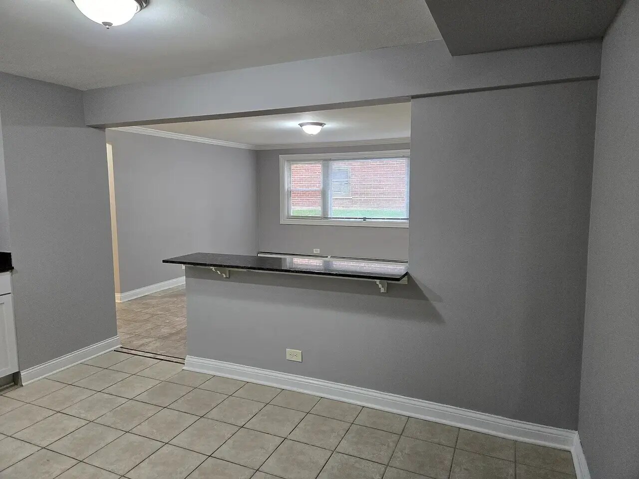 Building Photo - 10105 Hartford Ct