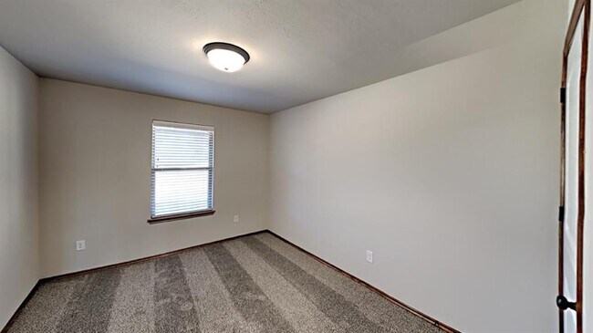 Building Photo - 9101 NW 143rd St