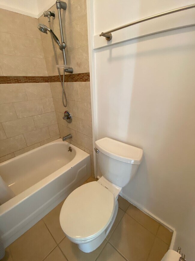 Building Photo - Kailua