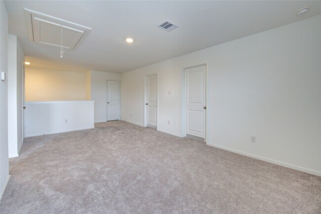 Building Photo - 9910 Oakheath Blf Dr