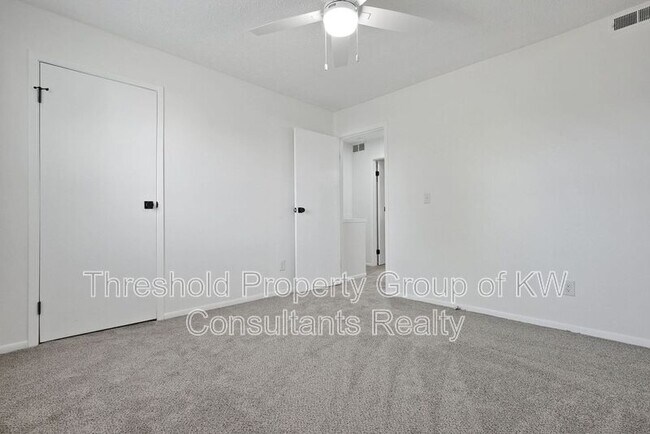 Building Photo - 2721 Brianlane Blvd