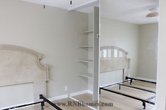 Building Photo - 2540 El Burlon Cir