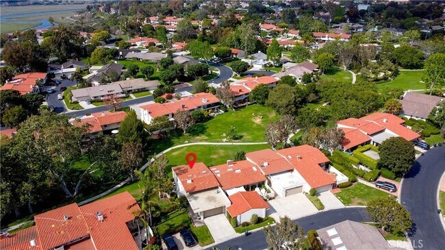 Building Photo - 406 Carlotta