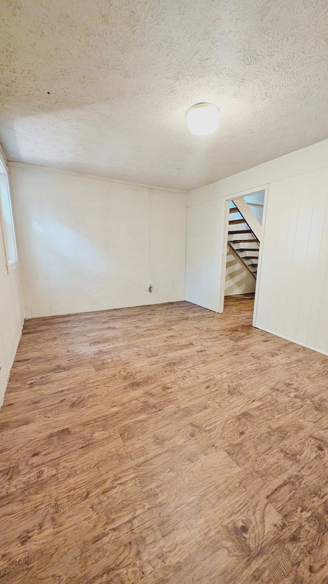 Building Photo - 503 E Graham Pl