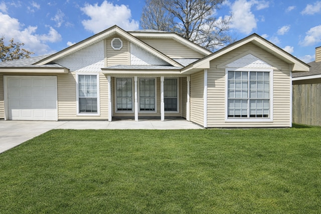 Building Photo - 412 Liska St