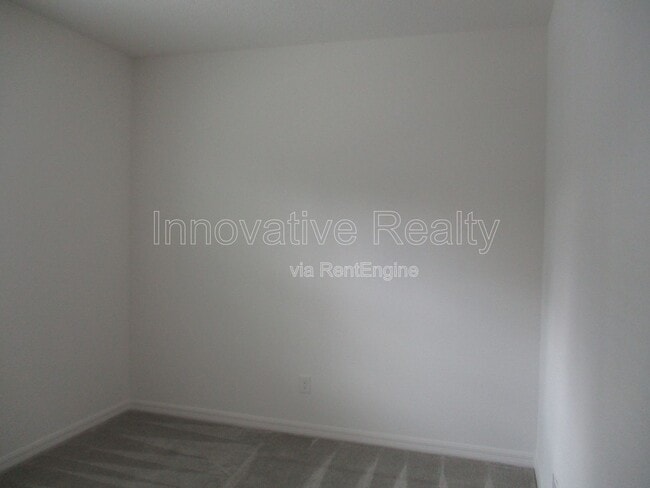 Building Photo - 6791 Tussilago Way