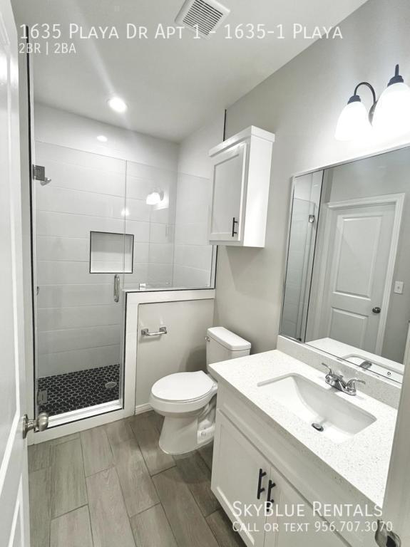 Building Photo - 1635 Playa Dr