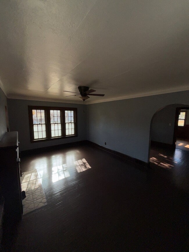 Building Photo - 1702 Tacoma Ave