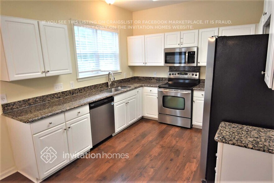 Building Photo - 6304 Elderslie Dr