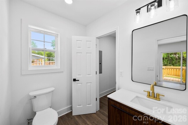 Building Photo - 2942 Reid Ave