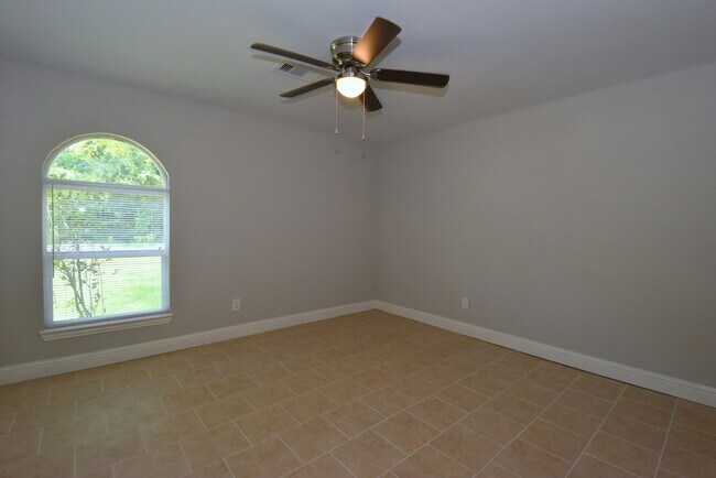 Building Photo - 3615 Willie Way