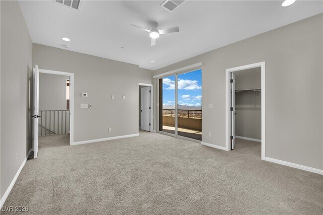 Building Photo - 1749 S Desert Foothills Dr