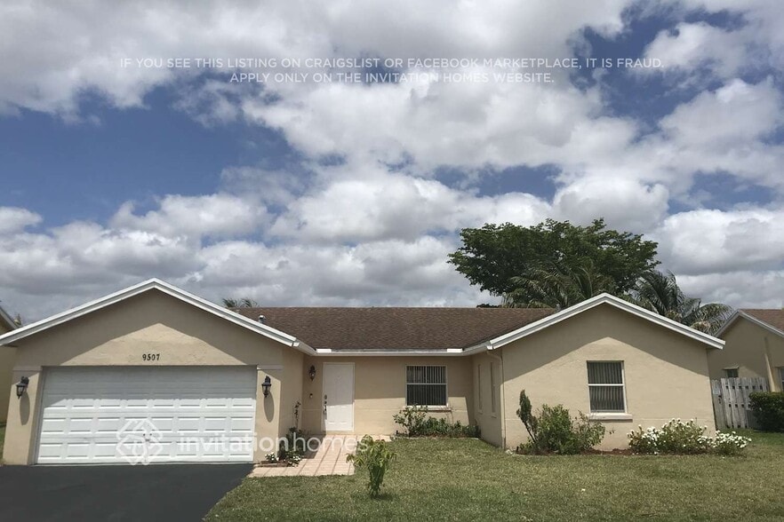Primary Photo - 9507 NW 52nd Manor
