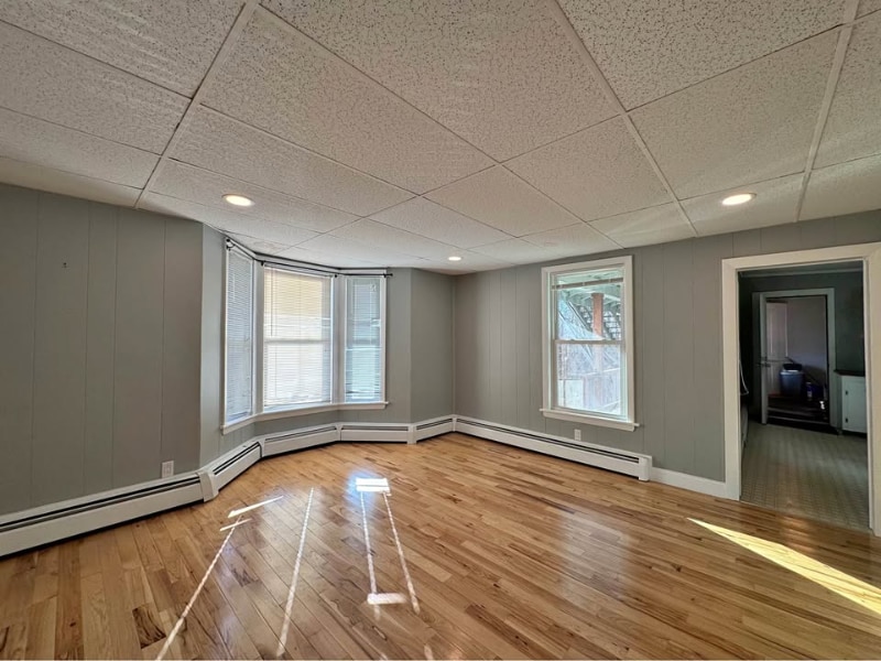 Building Photo - 16 Mentor St