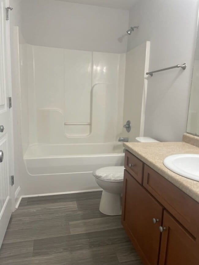 Building Photo - WEST AUGUSTA TOWNHOME CONVENIENT TO MEDICAL AND SCHOOLS