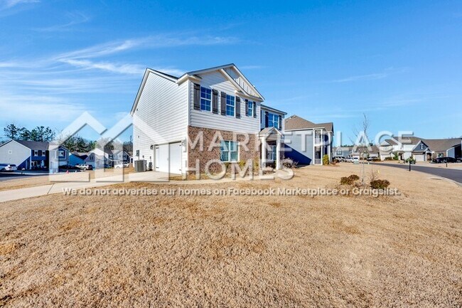 Building Photo - 1027 Park View Dr