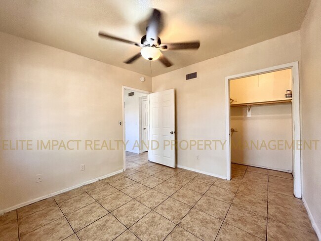 Building Photo - 1312 W Yavapai St